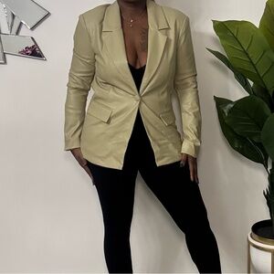 WeWoreWhat Women's Cream Blazer
